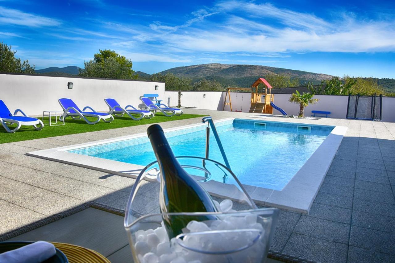 Resort Renjeland Sibenik Exterior photo